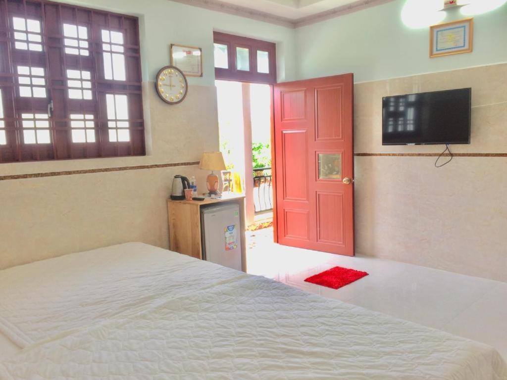 Nha Nghi Nguyen Anh Hotell Long Hai Exteriör bild