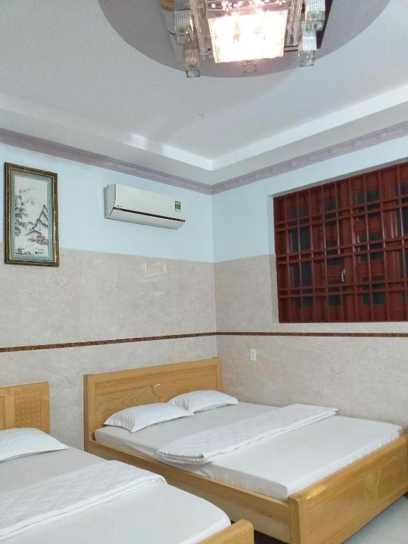 Nha Nghi Nguyen Anh Hotell Long Hai Exteriör bild