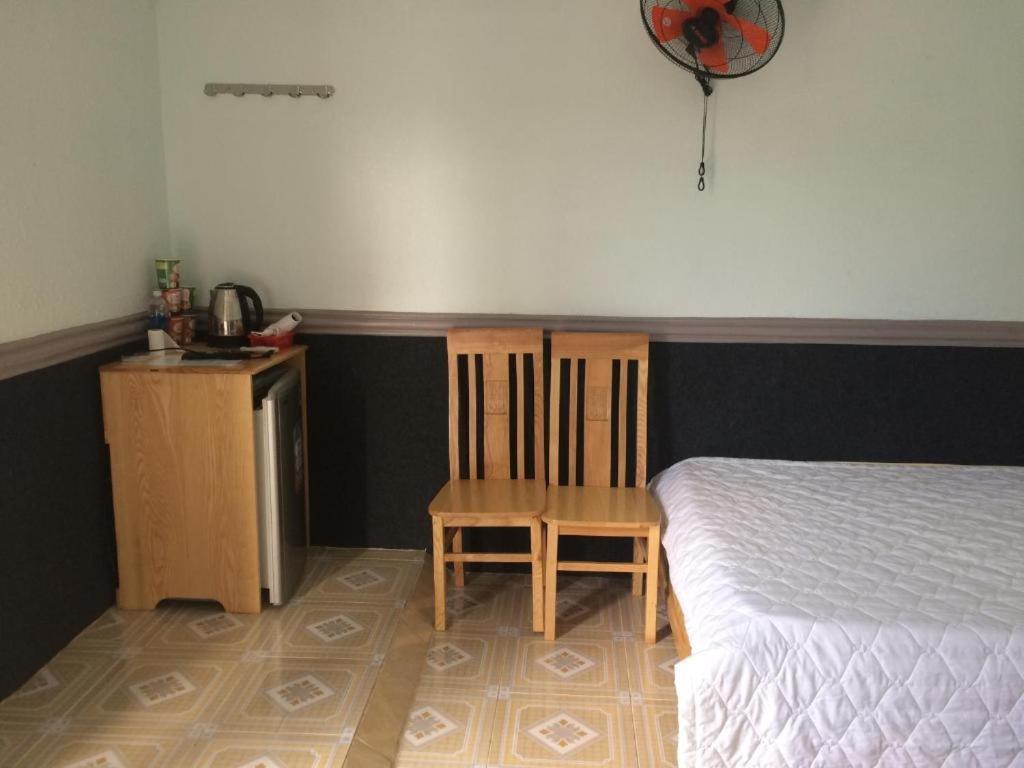 Nha Nghi Nguyen Anh Hotell Long Hai Exteriör bild