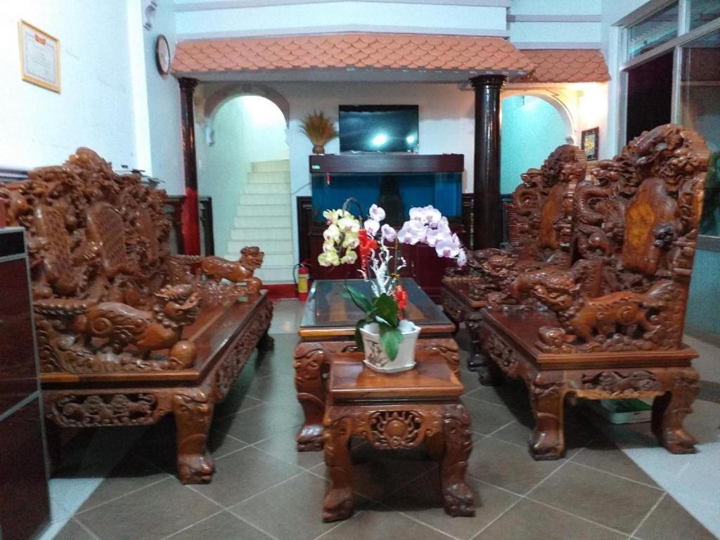 Nha Nghi Nguyen Anh Hotell Long Hai Exteriör bild