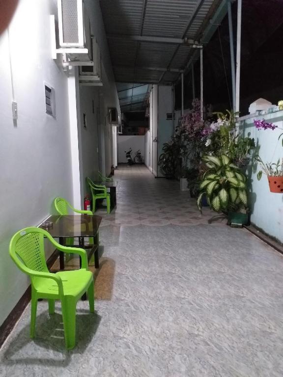 Nha Nghi Nguyen Anh Hotell Long Hai Exteriör bild